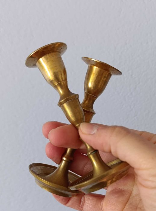 Castiçais em Latão