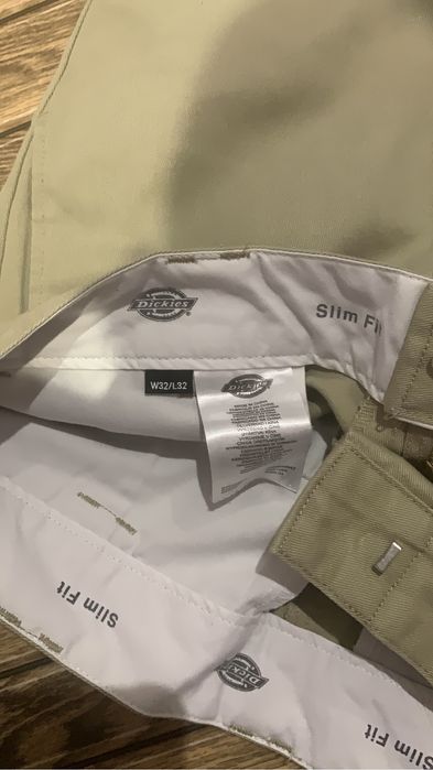 Продам білі джінси Dickies