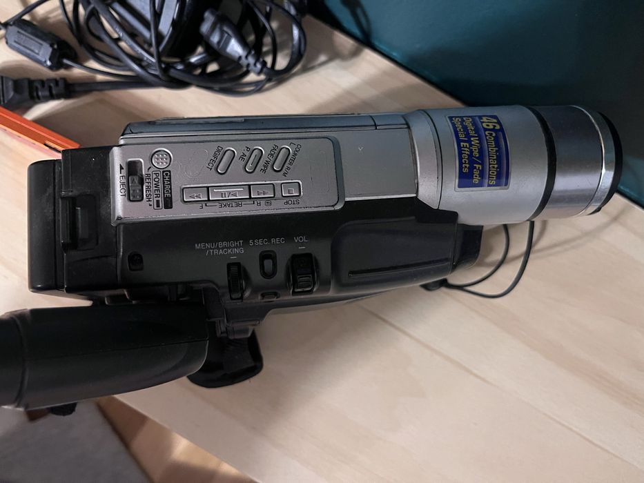 Kamera VHS JVC gr-fxm37