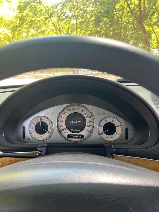 Mercedes Benz E220 CDi Avantgarde