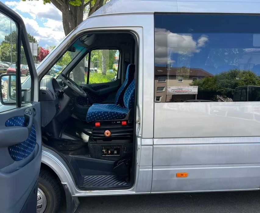 Mercedes Benz sprinter 416CDI 19місць