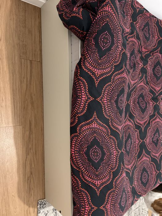 Cama de casal como nova