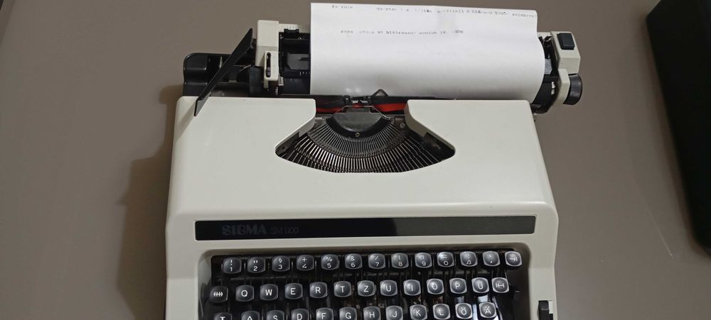 Máquina escrever sigma sm 1100