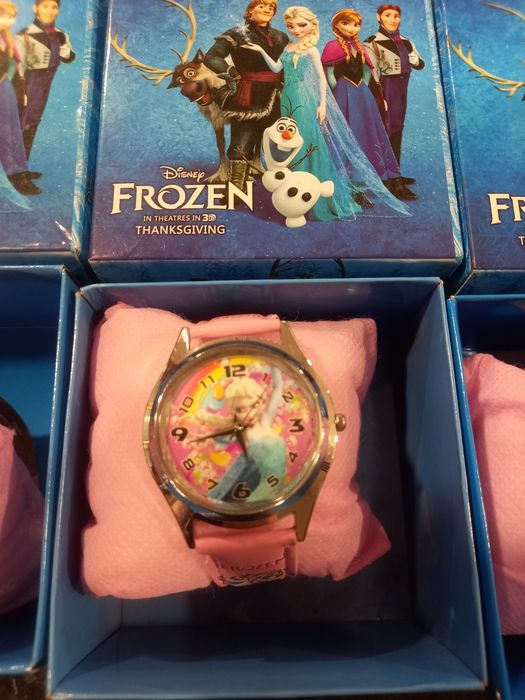 3 Relogio de criança "frozen" e 1 pochete