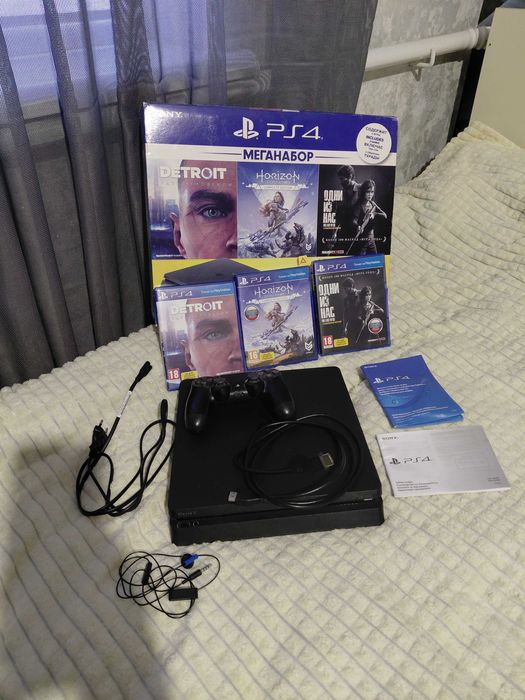 Ігрова приставка Playstation 4 slim 1tb