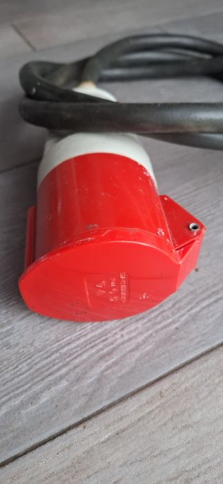 Gniazdo silowe 32 A