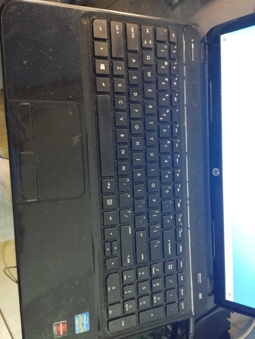 Laptop HP Pavilion G6 czarny i3