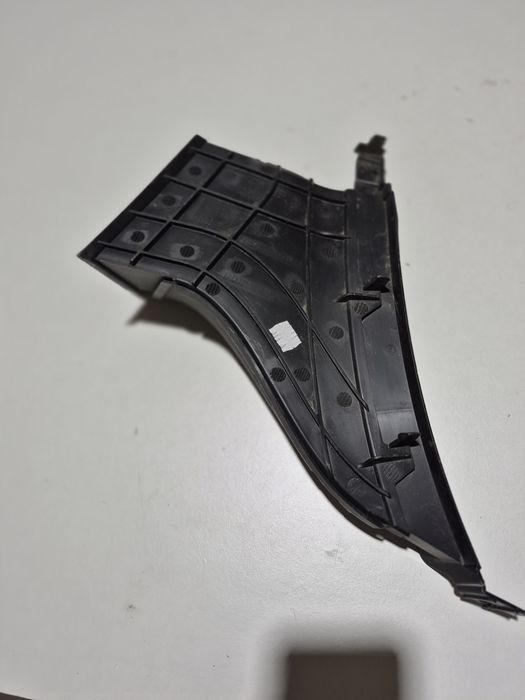 Skoda Kodiq Lift 2020 kierownica powietrza lewa 5658.07764