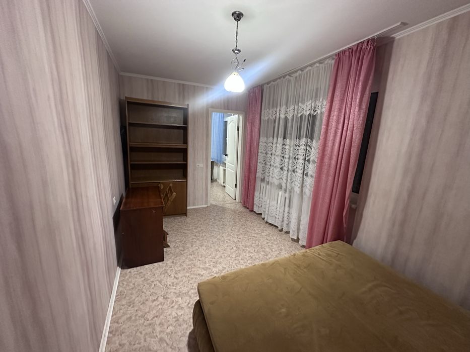 Трикімнатна квартира зі студією та 2 спальнями! Все залишається!