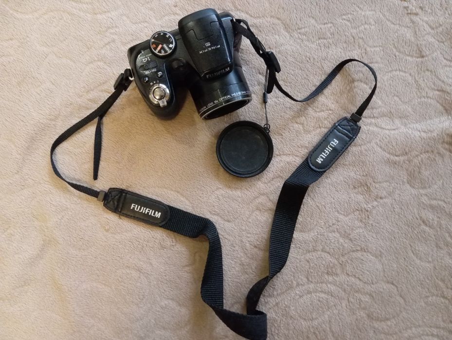 Фотоапарат Fujifilm FinePix S2950