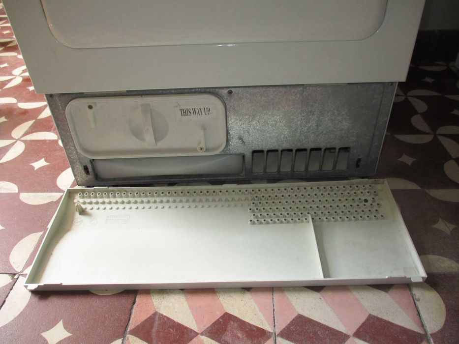 Máquina de Secar Roupa Candy vcom Manual de Instruções