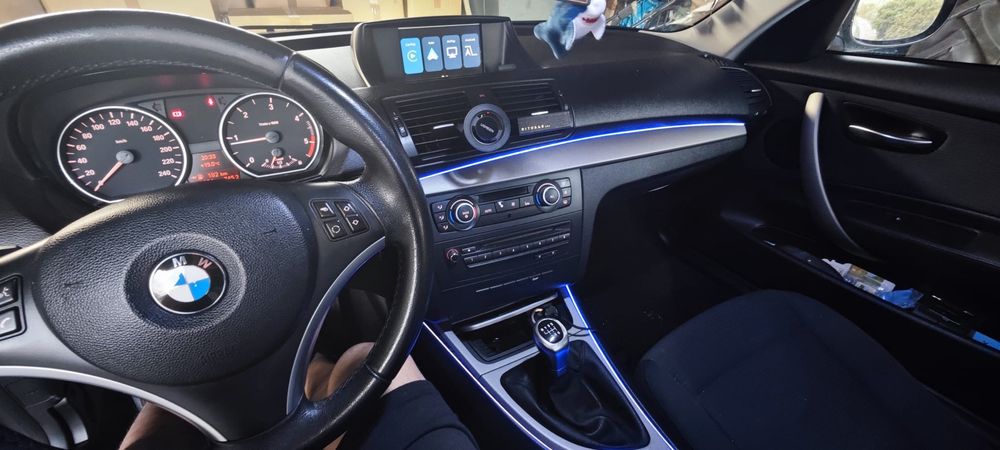 BMW 118D Manual