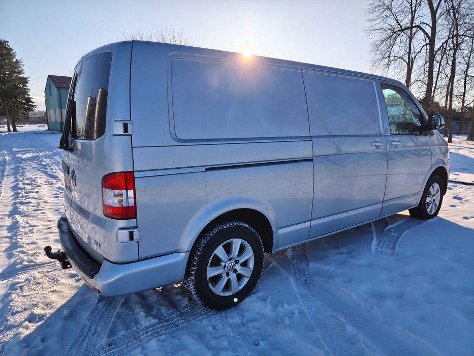 Volkswagen Transporter L2H1