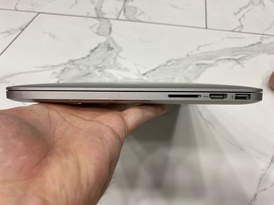 MacBook Pro 13" (A1502,  Early 2015)