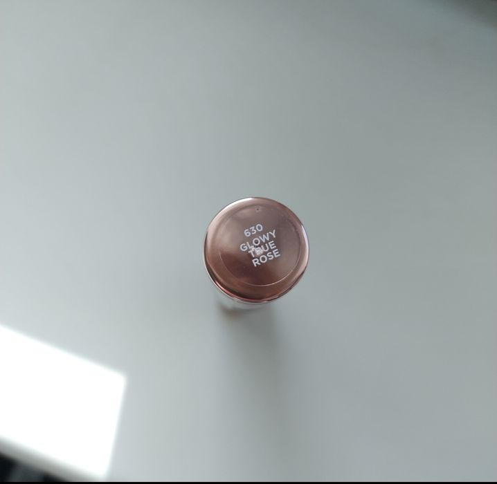 L'Oreal Lumi Le Liquid Blush róż do twarzy w płynie 630 Glowy True Rose