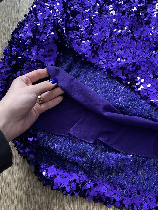 Святкова сукня в паєтки new look