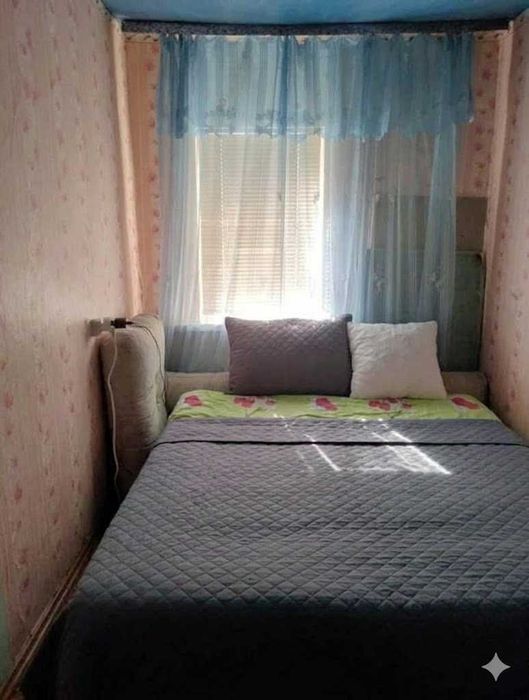 Продам домик в Печенегах