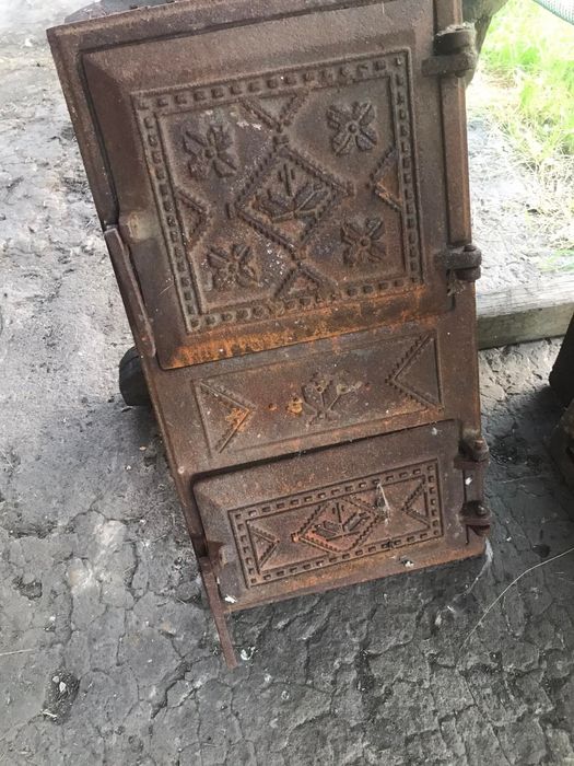 Продам дверку...на піч,грубу! Є ще деталі..