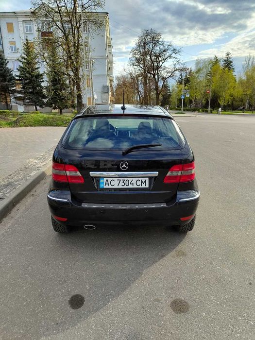 Mercedes-Benz B-Class B 180