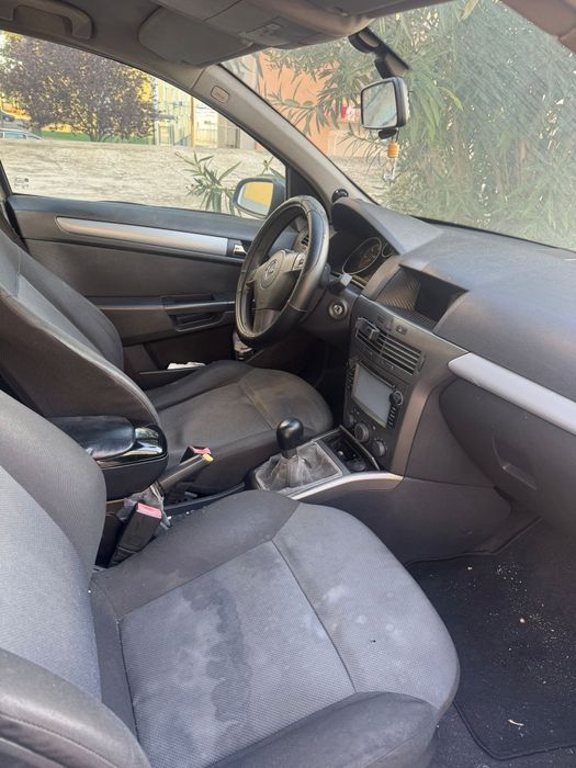 Opel Astra H 2005 LER ANUNCIO