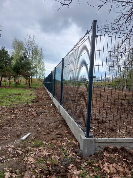 Ogrodzenia panelowe, panele ogrodzeniowe, płot panelowy