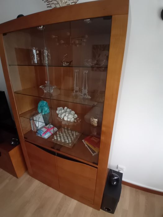 Vendo vitrine como novo