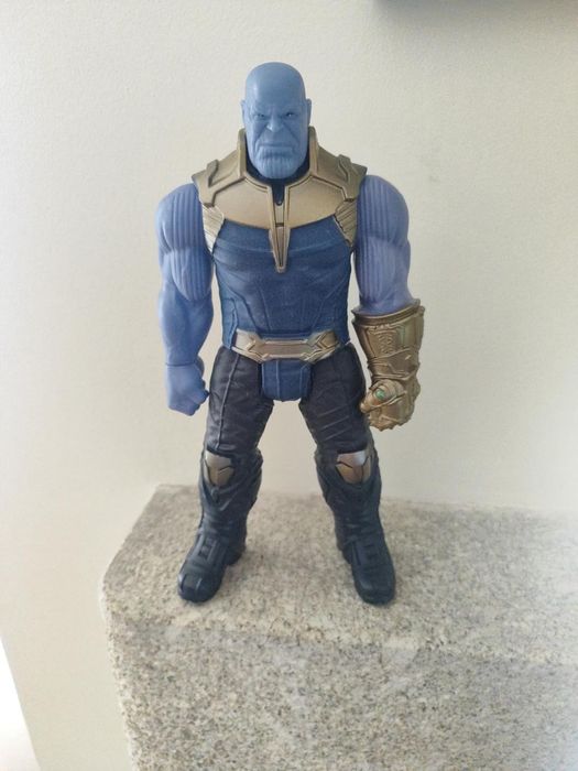 Figura Thanos Hasbro Avengers Infinity War Titan Hero 30 cm E0572