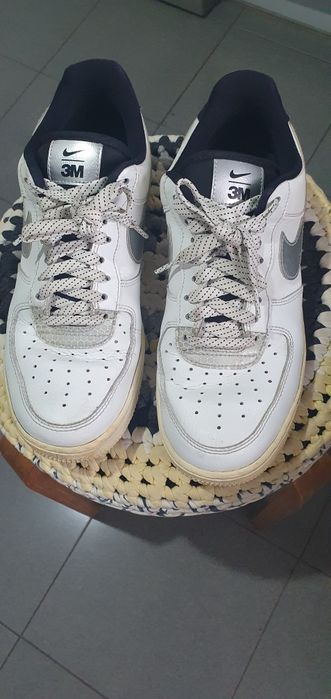 Ténis Nike modelo 3M US 8 brancos