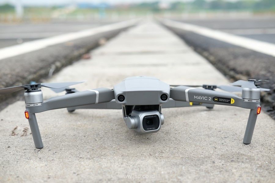 DJI Mavic 2 Pro ( камера від Hasselblad)