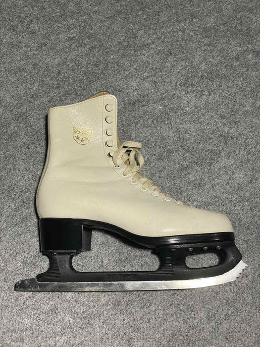 Ковзани фігурні Botas Чехія, 36-37р.