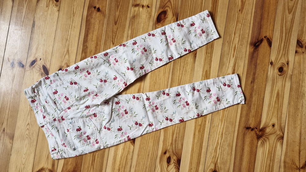 Spodnie damskie r36-38