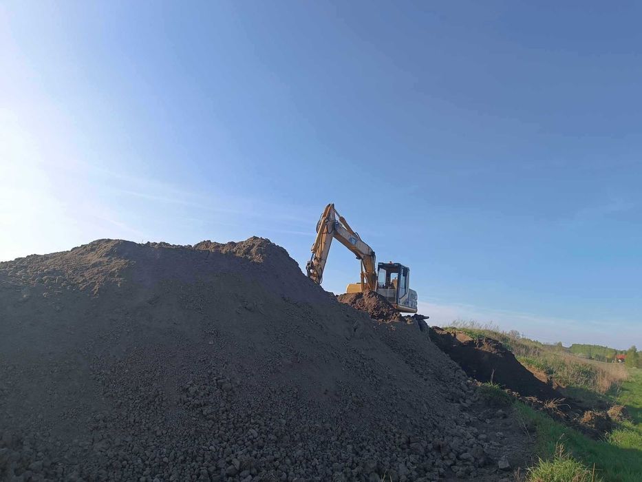 Koparka. Minikoparka. Usługi. Ziemia ogrodowa. Piasek. Wiertnica. Młot