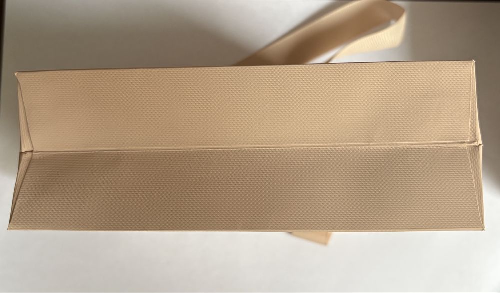 Torebka prezentowa. Apart. Tanio. Warto.