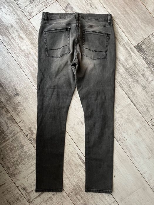 Нові чоловічі джинси ASOS