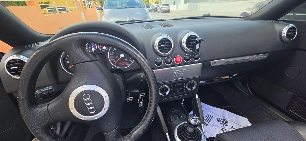Audi TT Roadster 1.8 T quattro S-line
