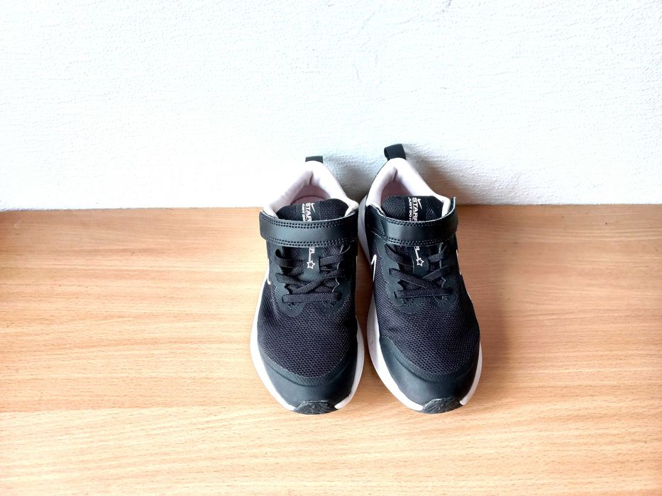 Кросівки Nike 32 р. устілка 21 см.