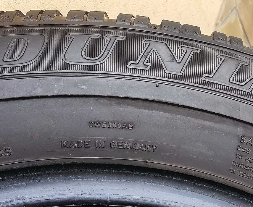 ЗИМОВІ ШИНИ 195/65 R15 б/в Dunlop SP Winter Sport 3D вироб Німеччина