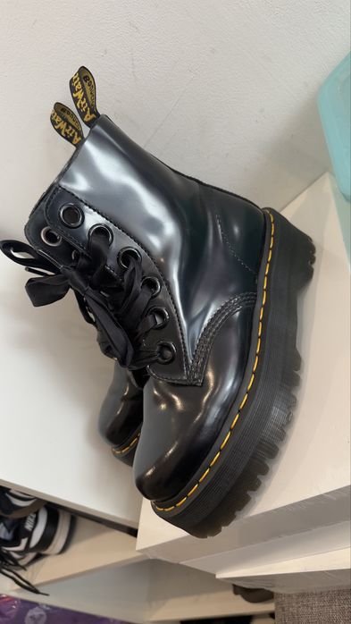 Dr martens molly