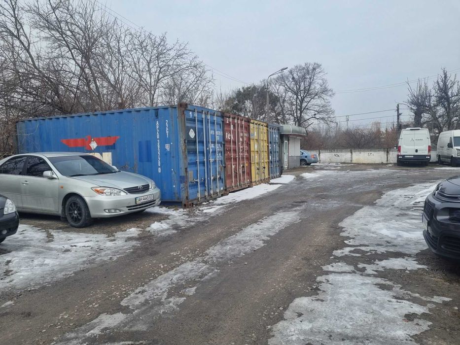 Здам в оренду паркомісця на вул. Чорнобильська, Осіння, від власника