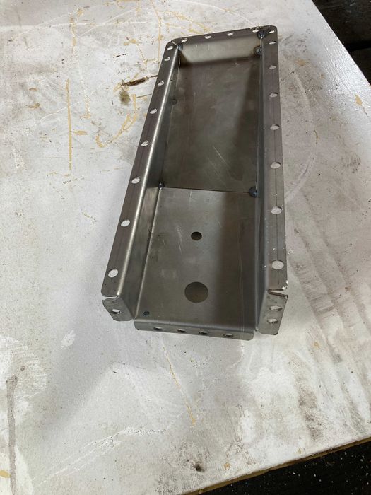 SUZUKI JIMNY 98- reperaturka karoserii,mocowanie budy do ramy