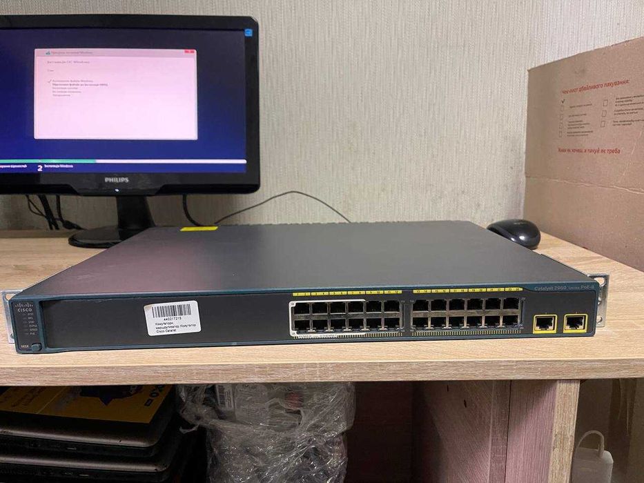 Комутатор Cisco Catalyst WS-C2960-24LT-L