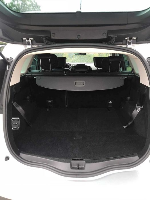 Renault Grand Scénic 1.6 BOSE EDITION 160 CV 7 lugares - 17