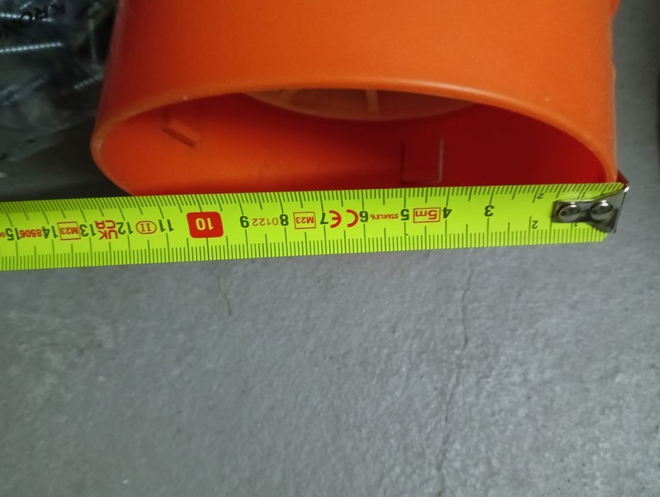 Komin wentylacyjny dachowy nowy