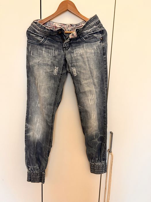 Spodnie jeans niebieskie