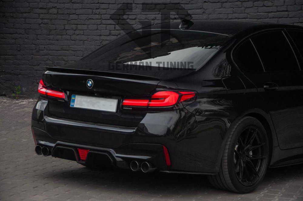 Комплект рестайлінгу bmw g30 стиль m paket бампер фари стопи бмв г30