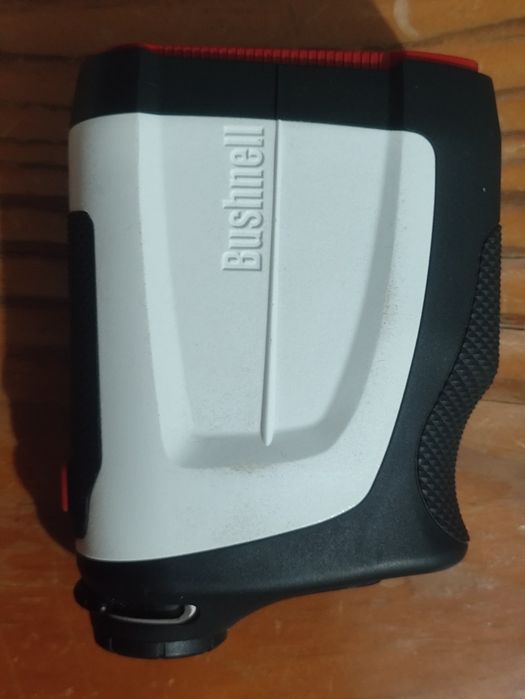Telêmetro/Range Finder Bushnell Tour V4