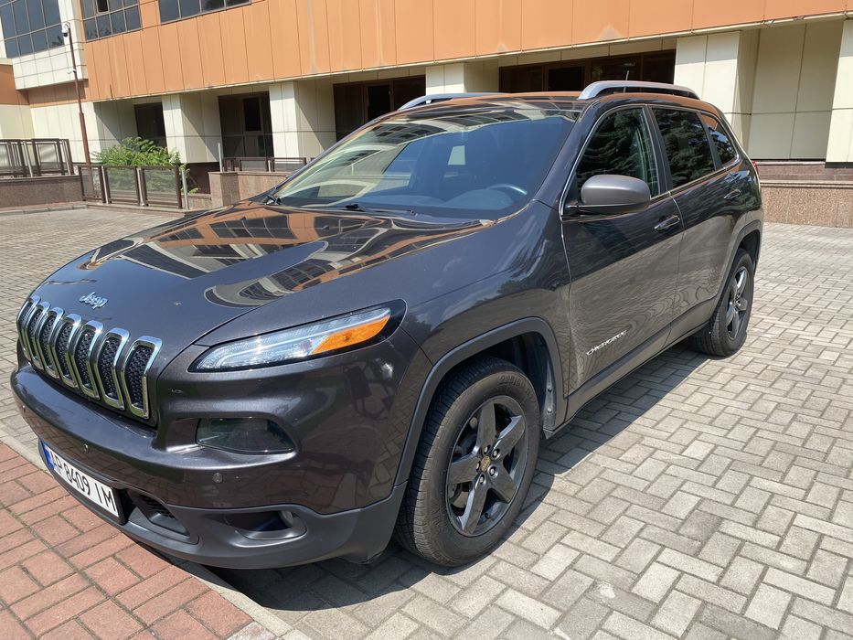 Продам Jeep cherokee