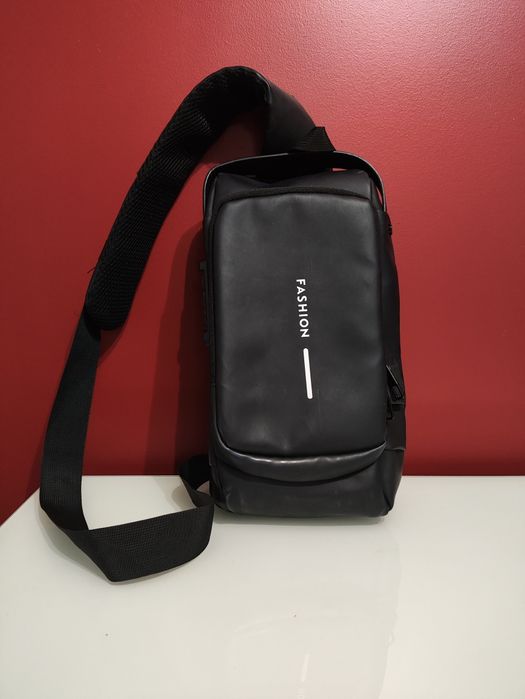 Bolsa de peito tipo pequena mochila, com bloqueio anti-roubo