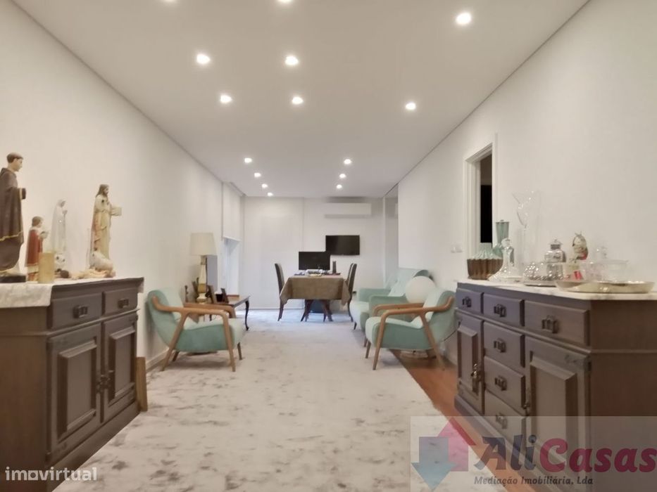 Excelente T2 Primeira Linha de MAR — Esmoriz, Aveiro