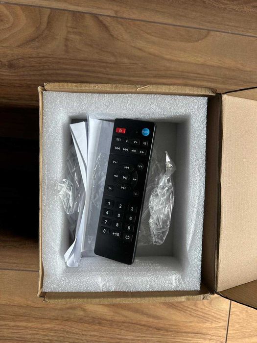 Wzmacniacz audio 2x100W